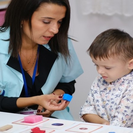 alt_1Niyazoğlu Özel Eğitim ve Rehabilitasyon Merkezi - Bornova