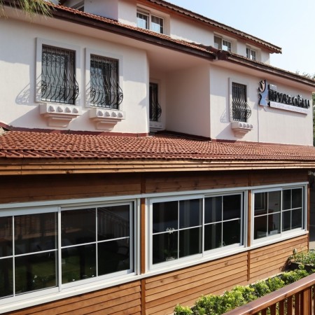 alt_1Niyazoğlu Özel Eğitim ve Rehabilitasyon Merkezi - Bornova