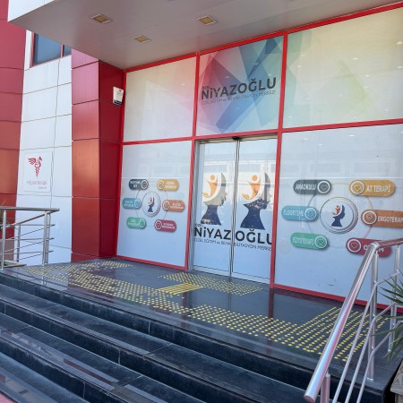 alt_1Niyazoğlu Özel Eğitim ve Rehabilitasyon Merkezi - Bornova